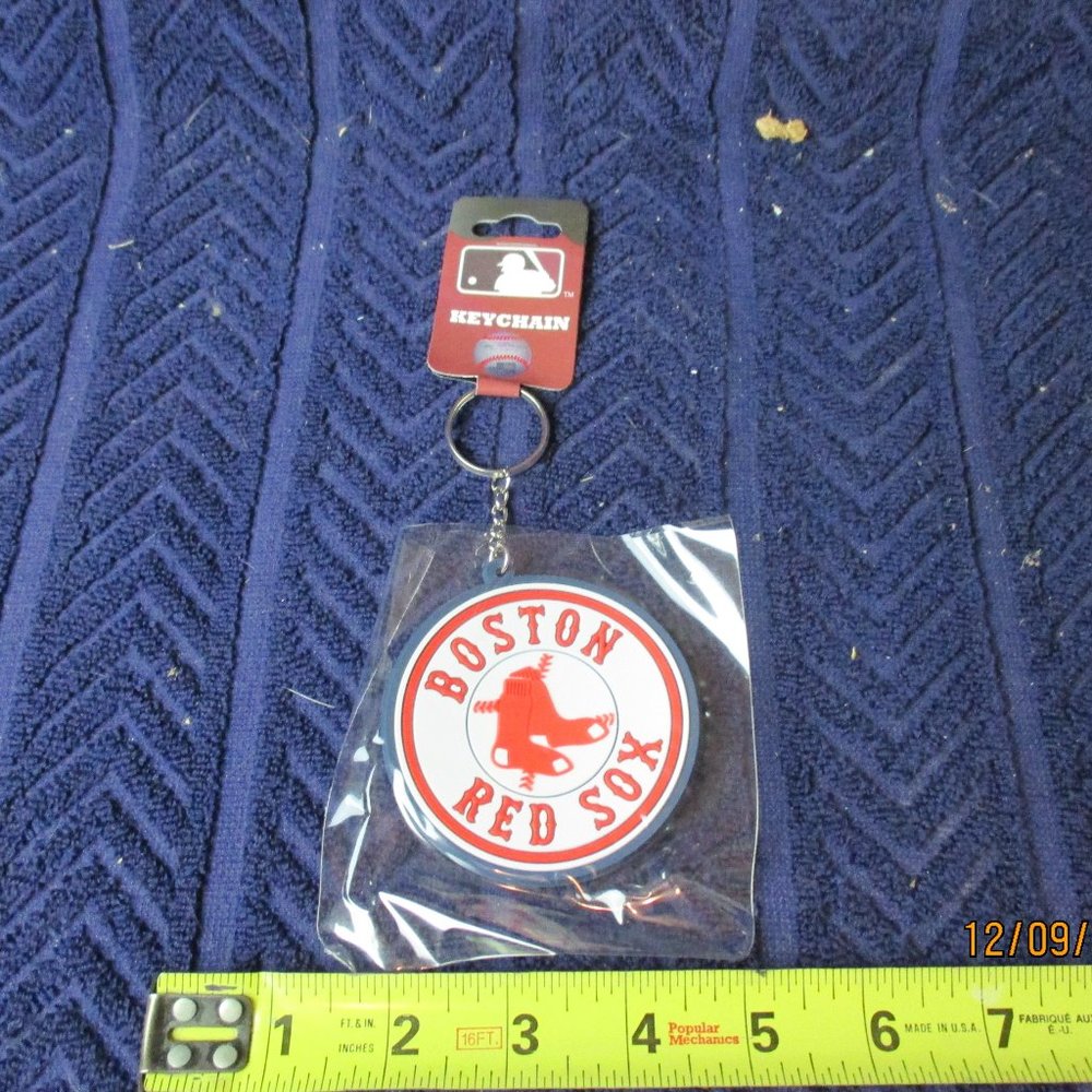 3 MLB Baseball BOSTON RED SOX Rubber Key Chain